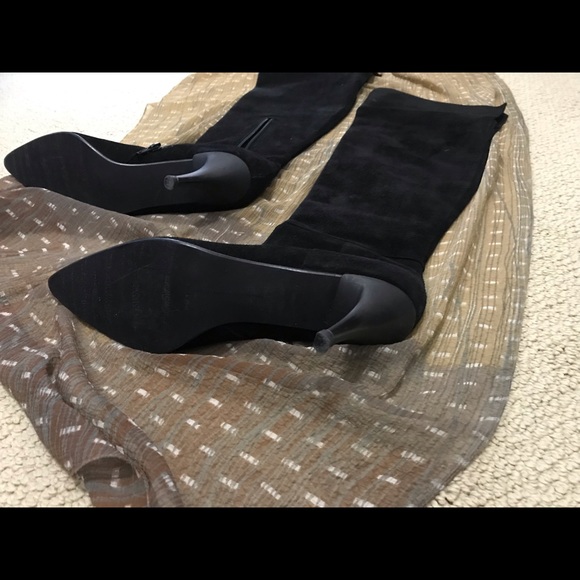 Stuart Weitzman black suede boots - Picture 4 of 8